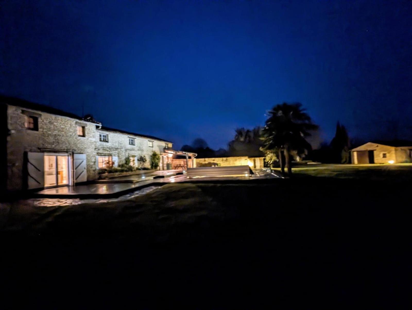 La Maison Du Petit Lac Messé エクステリア 写真